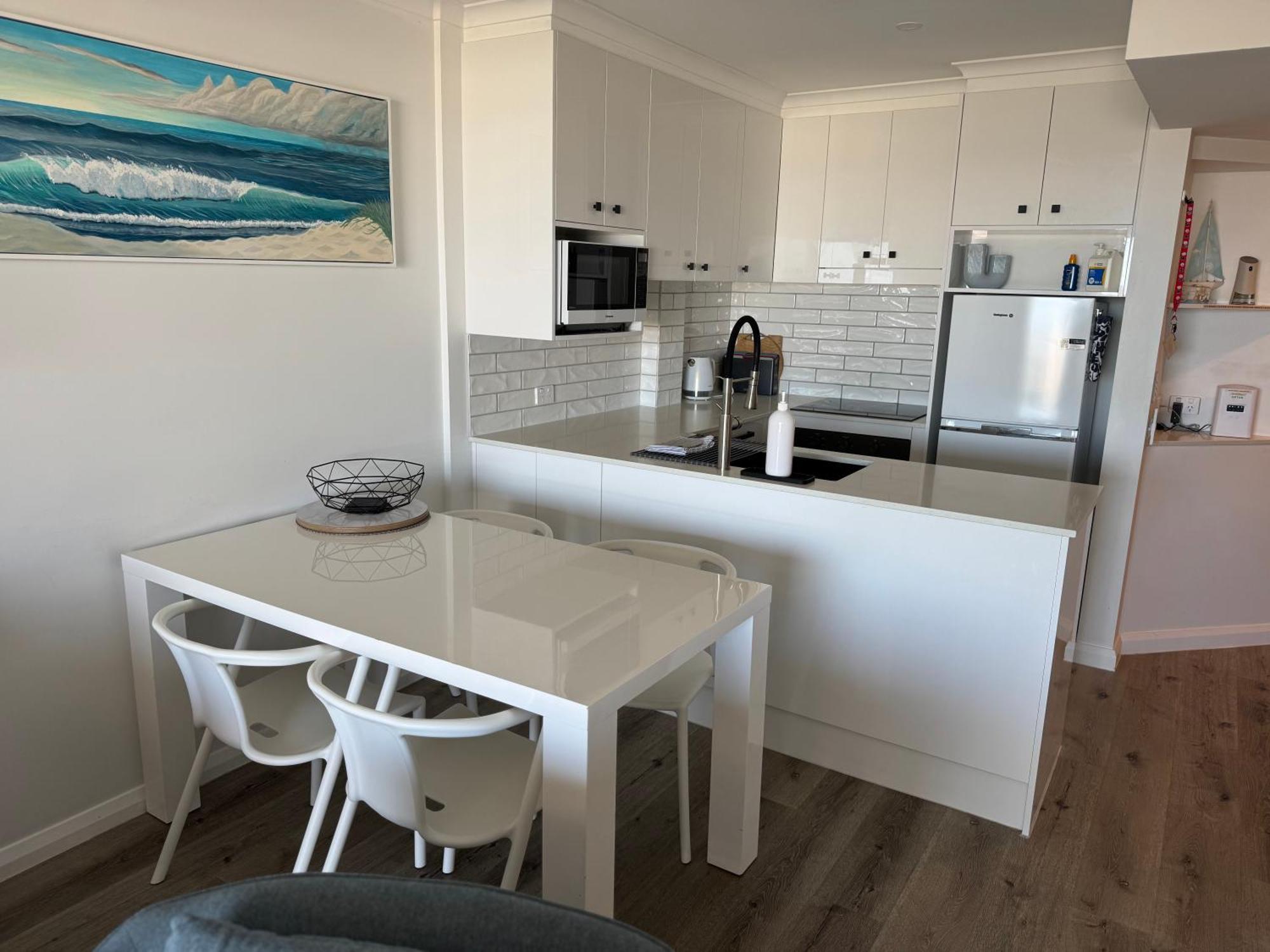 Ocean View - Alexandra Headlands Beachfront Unit Dış mekan fotoğraf
